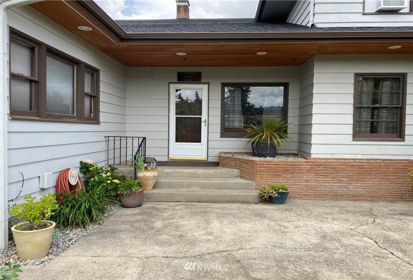 214 Orchard, Eatonville, Washington 98328, 5 Bedrooms Bedrooms, ,2 BathroomsBathrooms,Residential,For Sale,Orchard,NWM1882165