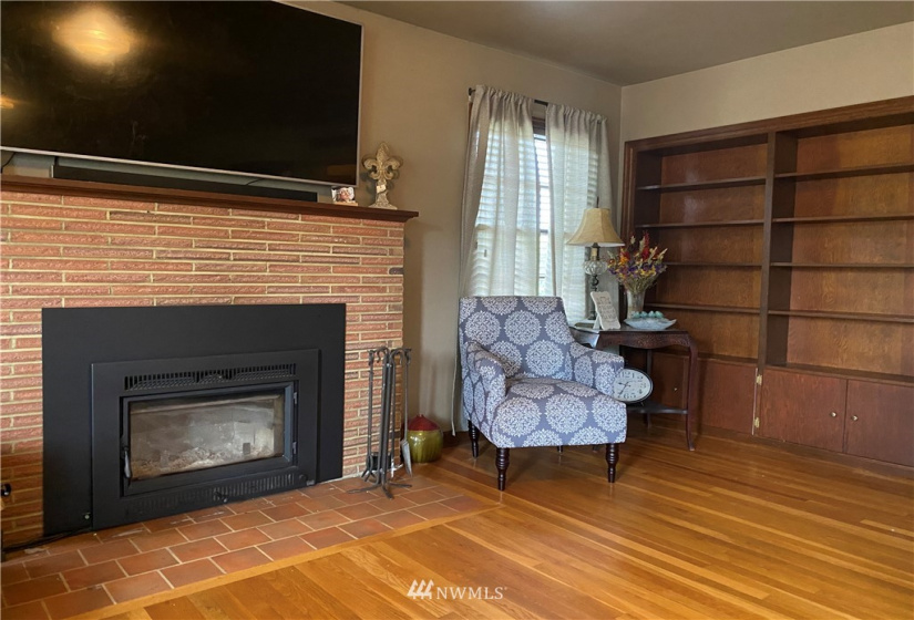 214 Orchard, Eatonville, Washington 98328, 5 Bedrooms Bedrooms, ,2 BathroomsBathrooms,Residential,For Sale,Orchard,NWM1882165