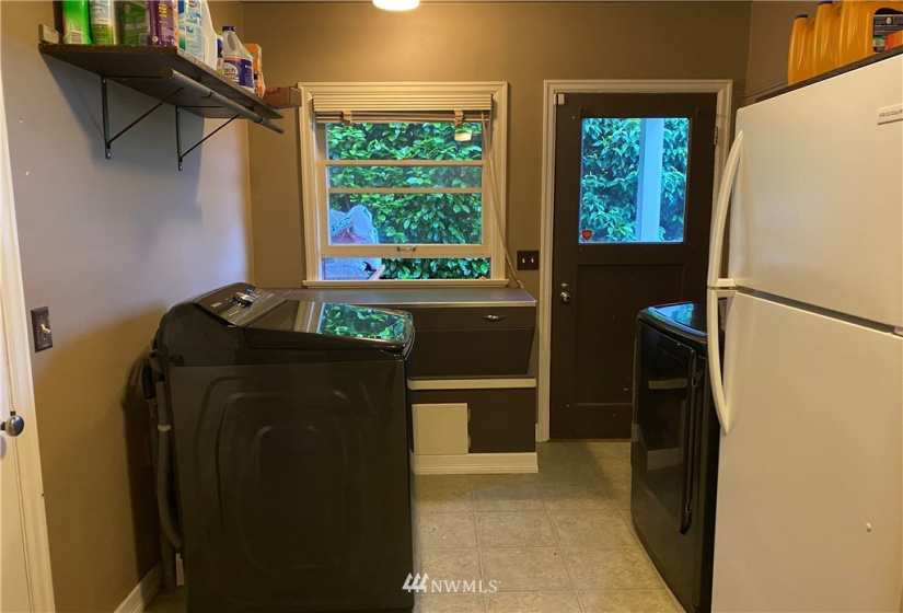 214 Orchard, Eatonville, Washington 98328, 5 Bedrooms Bedrooms, ,2 BathroomsBathrooms,Residential,For Sale,Orchard,NWM1882165