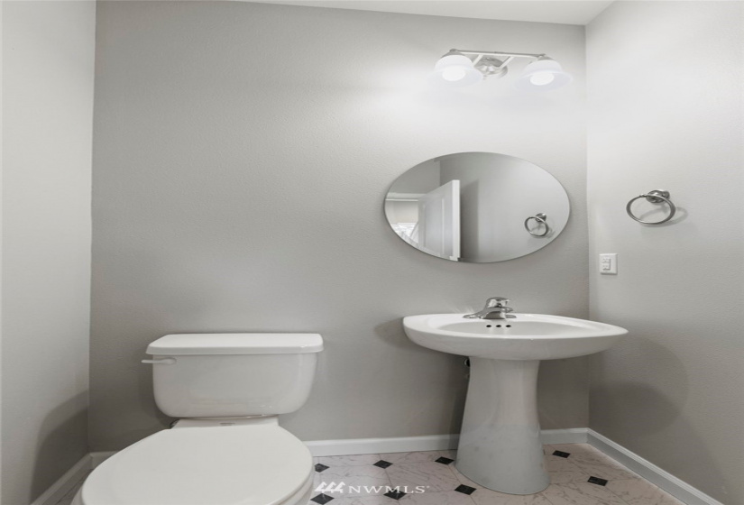 1406 53rd, Tacoma, Washington 98404, 3 Bedrooms Bedrooms, ,2 BathroomsBathrooms,Residential,For Sale,53rd,NWM1882220