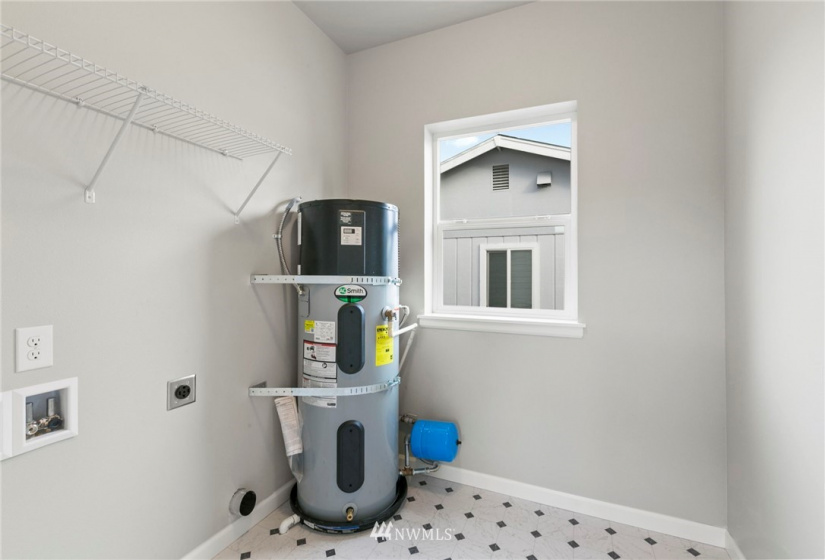 1406 53rd, Tacoma, Washington 98404, 3 Bedrooms Bedrooms, ,2 BathroomsBathrooms,Residential,For Sale,53rd,NWM1882220