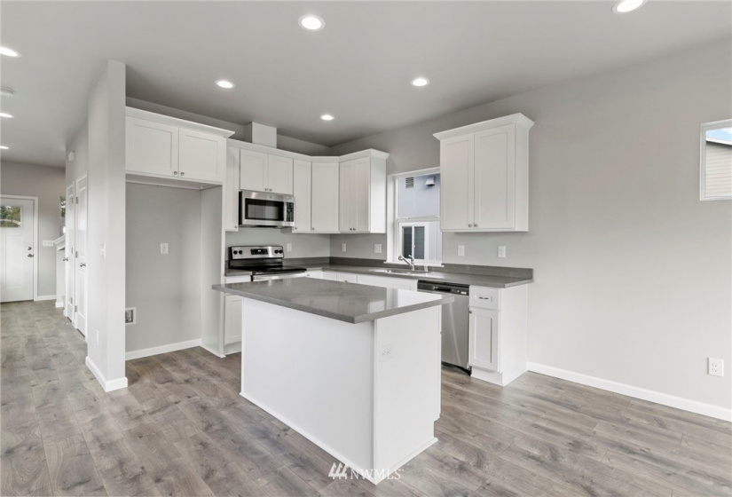 1406 53rd, Tacoma, Washington 98404, 3 Bedrooms Bedrooms, ,2 BathroomsBathrooms,Residential,For Sale,53rd,NWM1882220