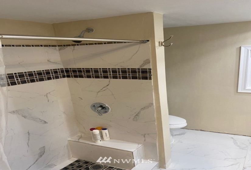 2424 260th, Kent, Washington 98032, 2 Bedrooms Bedrooms, ,1 BathroomBathrooms,Manufactured In Park,For Sale,260th,NWM1882270