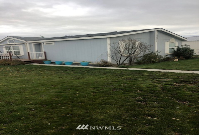 18845 Division.5, Soap Lake, Washington 98851, 3 Bedrooms Bedrooms, ,2 BathroomsBathrooms,Residential,For Sale,Division.5,NWM1881368