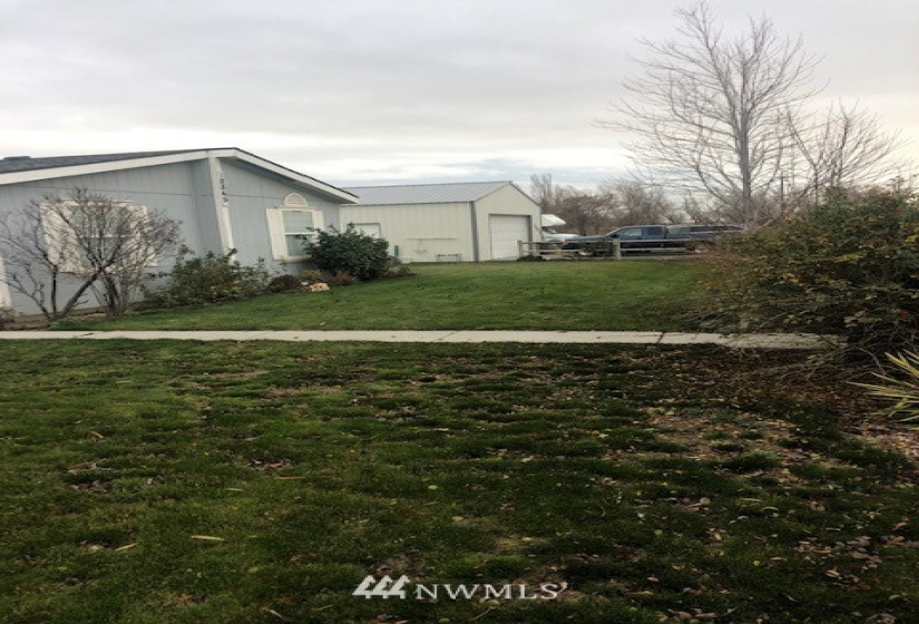 18845 Division.5, Soap Lake, Washington 98851, 3 Bedrooms Bedrooms, ,2 BathroomsBathrooms,Residential,For Sale,Division.5,NWM1881368