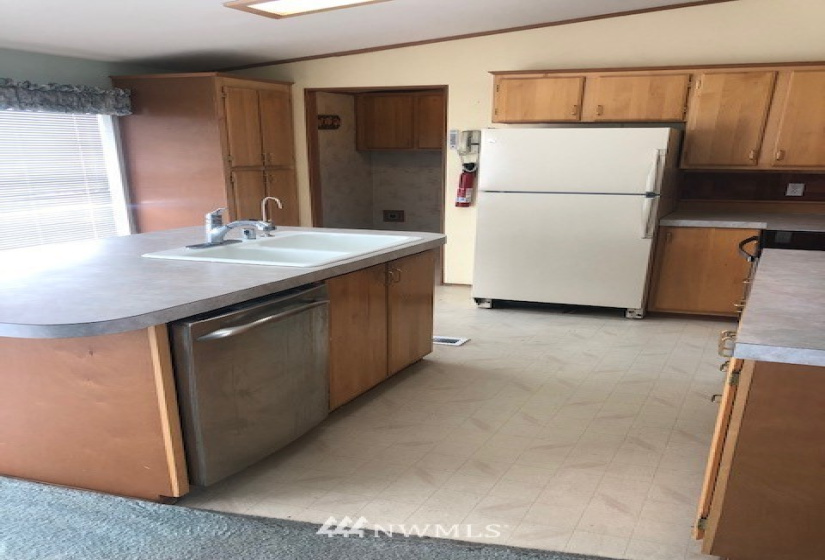 18845 Division.5, Soap Lake, Washington 98851, 3 Bedrooms Bedrooms, ,2 BathroomsBathrooms,Residential,For Sale,Division.5,NWM1881368