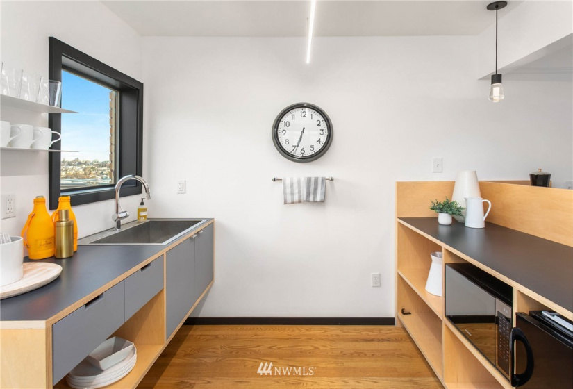 1628 Dexter, Seattle, Washington 98109, ,Residential Income,For Sale,Dexter,NWM1882284