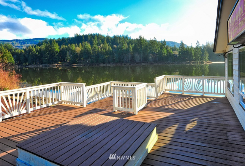 1850 Lake Whatcom, Bellingham, Washington 98229, 6 Bedrooms Bedrooms, ,Residential,For Sale,Track 3,Lake Whatcom,NWM1882300