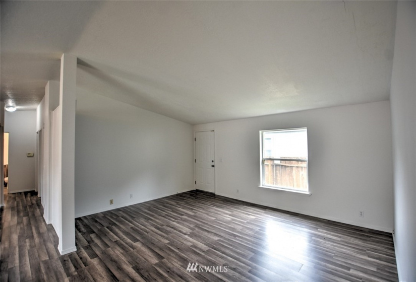 201 Oakview, Centralia, Washington 98531, 4 Bedrooms Bedrooms, ,2 BathroomsBathrooms,Manufactured In Park,For Sale,Oakview,NWM1881992