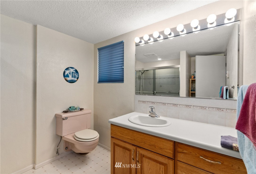 1703 Sherwood, Aberdeen, Washington 98520, 2 Bedrooms Bedrooms, ,2 BathroomsBathrooms,Residential,For Sale,Broadway Heights Second Add,Sherwood,NWM1881990