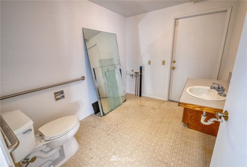 2029 James, Bellingham, Washington 98225, ,Commercial Sale,For Sale,James,NWM1880845