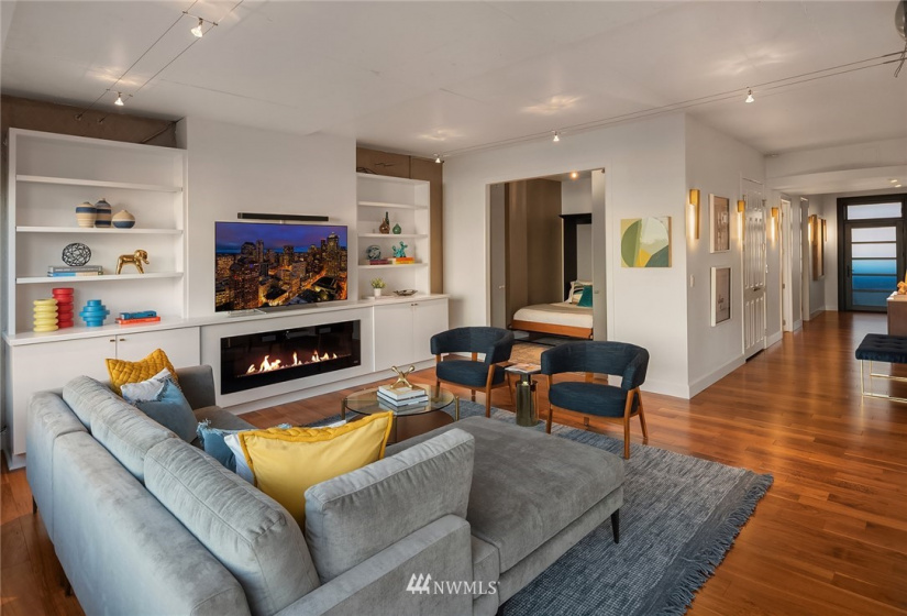 415 Mercer, Seattle, Washington 98119, 3 Bedrooms Bedrooms, ,1 BathroomBathrooms,Residential,For Sale,Mercer West,Mercer,NWM1882349