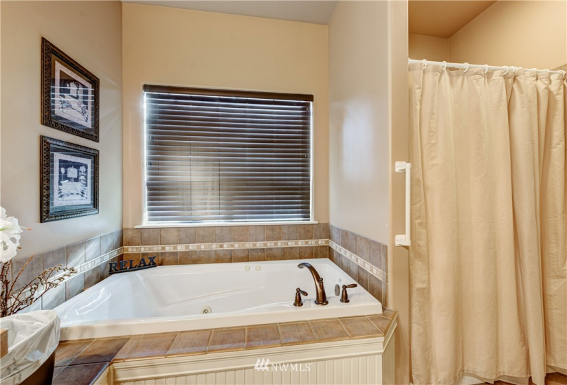 1987 Peach Haven, East Wenatchee, Washington 98802, 6 Bedrooms Bedrooms, ,2 BathroomsBathrooms,Residential,For Sale,Peach Haven Estates,Peach Haven,NWM1880456