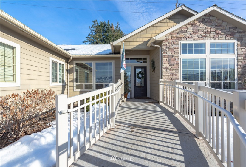 1987 Peach Haven, East Wenatchee, Washington 98802, 6 Bedrooms Bedrooms, ,2 BathroomsBathrooms,Residential,For Sale,Peach Haven Estates,Peach Haven,NWM1880456