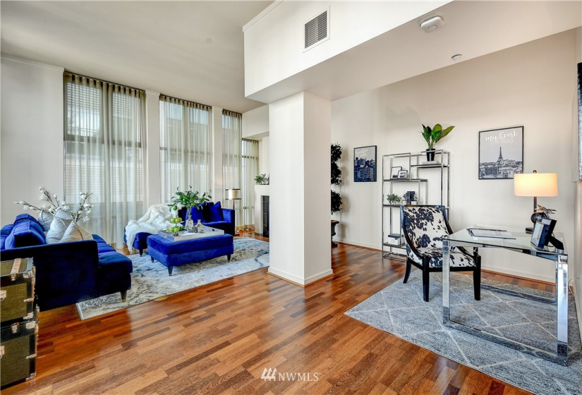 819 Virginia, Seattle, Washington 98101, 2 Bedrooms Bedrooms, ,2 BathroomsBathrooms,Residential,For Sale,Cosmopolitan,Virginia,NWM1881691