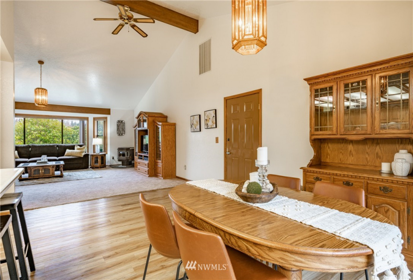 8350 Valley View, Custer, Washington 98240, 4 Bedrooms Bedrooms, ,3 BathroomsBathrooms,Residential,For Sale,Valley View,NWM1881716