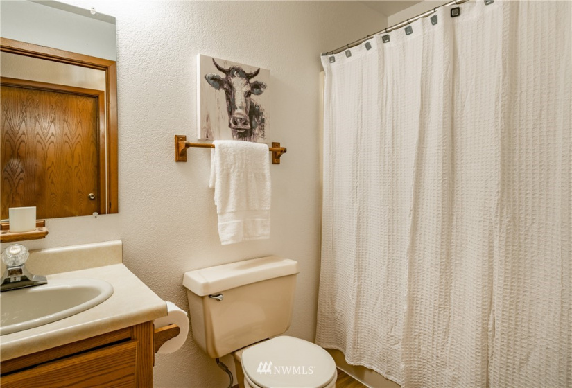 8350 Valley View, Custer, Washington 98240, 4 Bedrooms Bedrooms, ,3 BathroomsBathrooms,Residential,For Sale,Valley View,NWM1881716