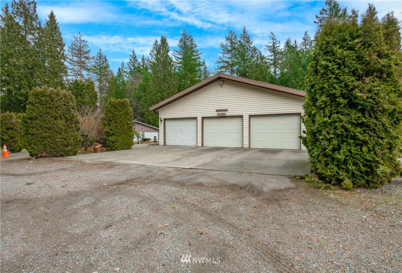 8350 Valley View, Custer, Washington 98240, 4 Bedrooms Bedrooms, ,3 BathroomsBathrooms,Residential,For Sale,Valley View,NWM1881716