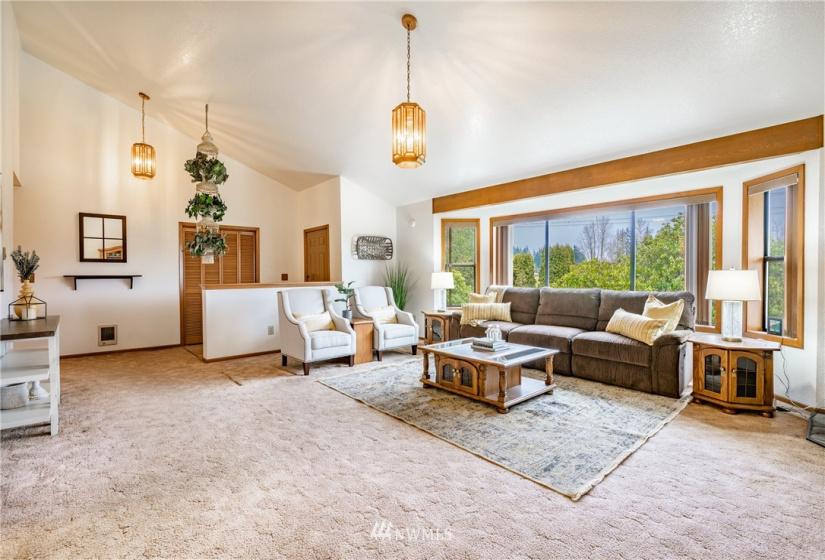 8350 Valley View, Custer, Washington 98240, 4 Bedrooms Bedrooms, ,3 BathroomsBathrooms,Residential,For Sale,Valley View,NWM1881716