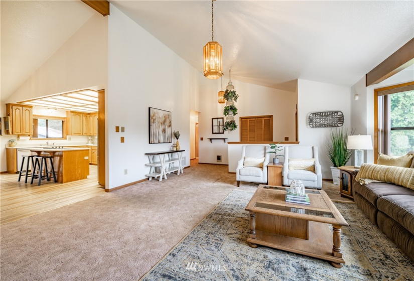 8350 Valley View, Custer, Washington 98240, 4 Bedrooms Bedrooms, ,3 BathroomsBathrooms,Residential,For Sale,Valley View,NWM1881716