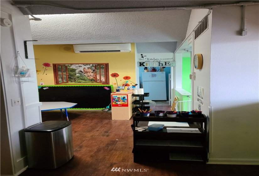 301 3rd, Puyallup, Washington 98372, ,Commercial Sale,For Sale,3rd,NWM1882552