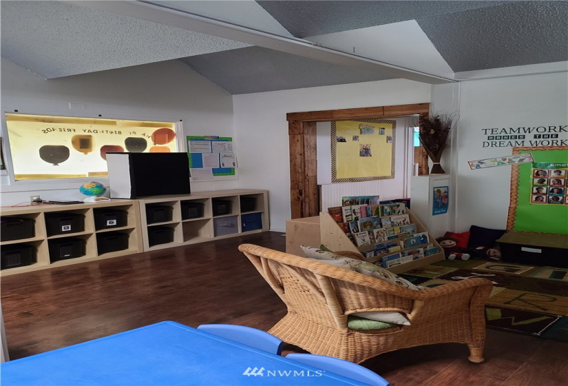 301 3rd, Puyallup, Washington 98372, ,Commercial Sale,For Sale,3rd,NWM1882552