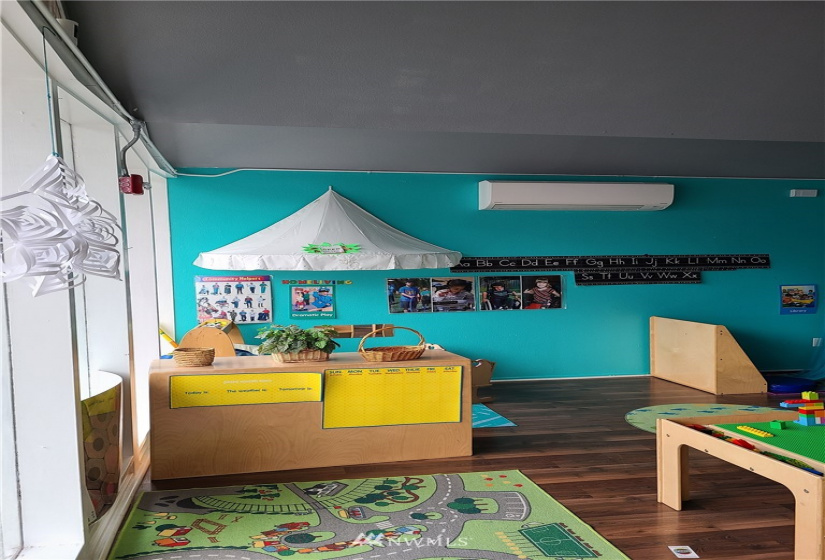 301 3rd, Puyallup, Washington 98372, ,Commercial Sale,For Sale,3rd,NWM1882552