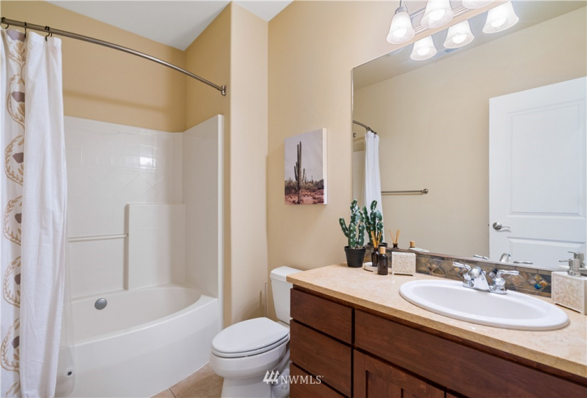 9240 Red Cliff, Quincy, Washington 98848, 2 Bedrooms Bedrooms, ,2 BathroomsBathrooms,Residential,For Sale,Sunserra Resort Phase 2,Red Cliff,NWM1882302