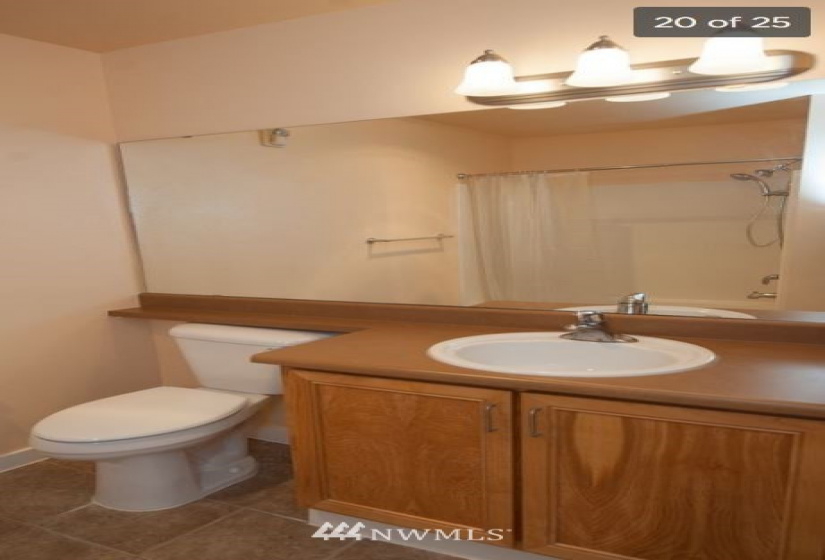 16275 85, Redmond, Washington 98052, 1 Bedroom Bedrooms, ,1 BathroomBathrooms,Residential,For Sale,Frazer Court,85,NWM1882575