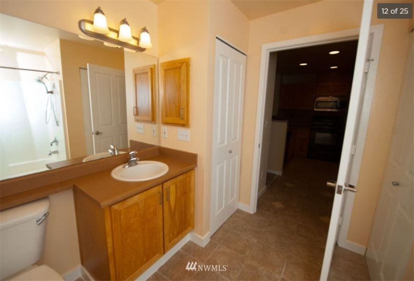 16275 85, Redmond, Washington 98052, 1 Bedroom Bedrooms, ,1 BathroomBathrooms,Residential,For Sale,Frazer Court,85,NWM1882575