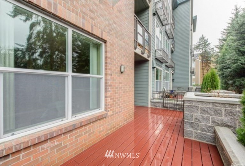 16275 85, Redmond, Washington 98052, 1 Bedroom Bedrooms, ,1 BathroomBathrooms,Residential,For Sale,Frazer Court,85,NWM1882575