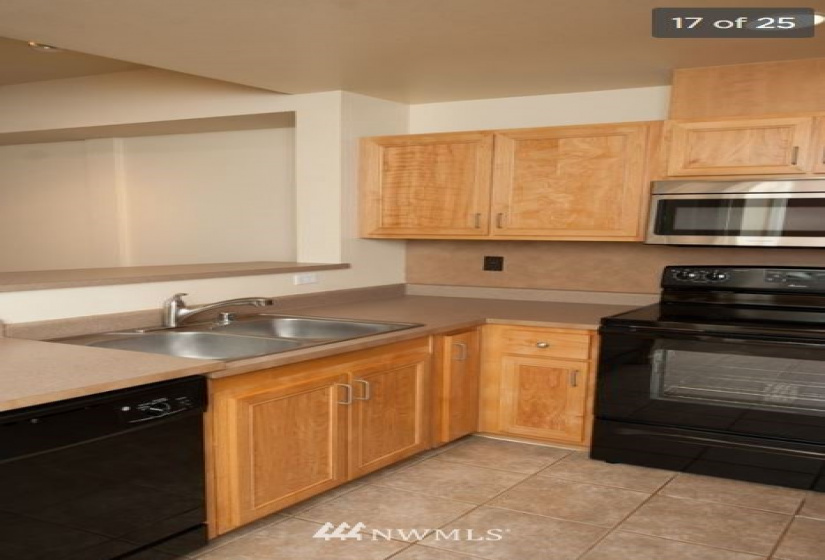 16275 85, Redmond, Washington 98052, 1 Bedroom Bedrooms, ,1 BathroomBathrooms,Residential,For Sale,Frazer Court,85,NWM1882575