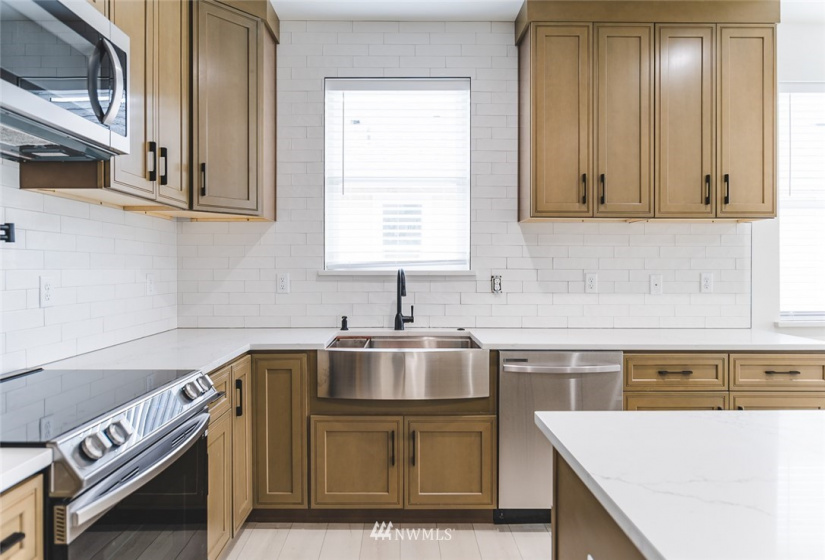 4080 Quinn, Moses Lake, Washington 98837, 3 Bedrooms Bedrooms, ,2 BathroomsBathrooms,Residential,For Sale,Quinn,NWM1882609