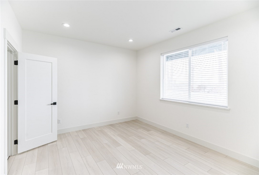 4080 Quinn, Moses Lake, Washington 98837, 3 Bedrooms Bedrooms, ,2 BathroomsBathrooms,Residential,For Sale,Quinn,NWM1882609