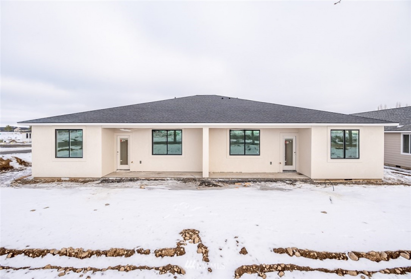 4074 Quinn, Moses Lake, Washington 98837, 3 Bedrooms Bedrooms, ,2 BathroomsBathrooms,Residential,For Sale,Quinn,NWM1882610