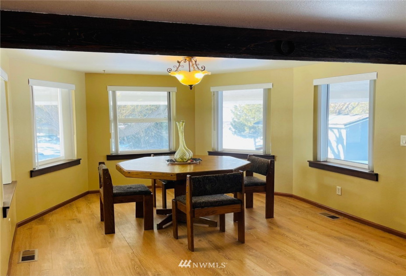 12165 Dodson Rd, Ephrata, Washington 98823, 3 Bedrooms Bedrooms, ,2 BathroomsBathrooms,Residential,For Sale,Dodson Rd,NWM1881778