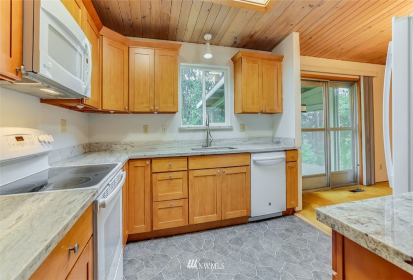 5429 331st, Auburn, Washington 98001, 3 Bedrooms Bedrooms, ,1 BathroomBathrooms,Residential,For Sale,331st,NWM1879631