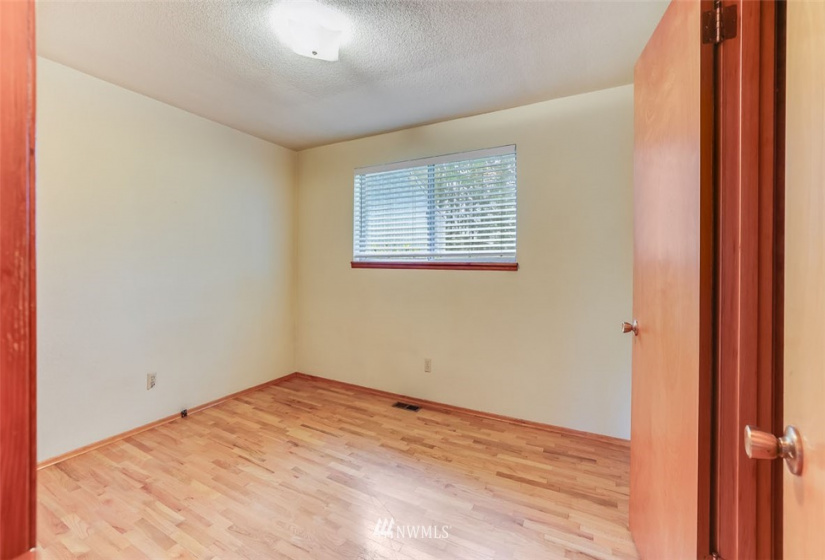 5429 331st, Auburn, Washington 98001, 3 Bedrooms Bedrooms, ,1 BathroomBathrooms,Residential,For Sale,331st,NWM1879631