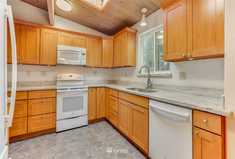 5429 331st, Auburn, Washington 98001, 3 Bedrooms Bedrooms, ,1 BathroomBathrooms,Residential,For Sale,331st,NWM1879631