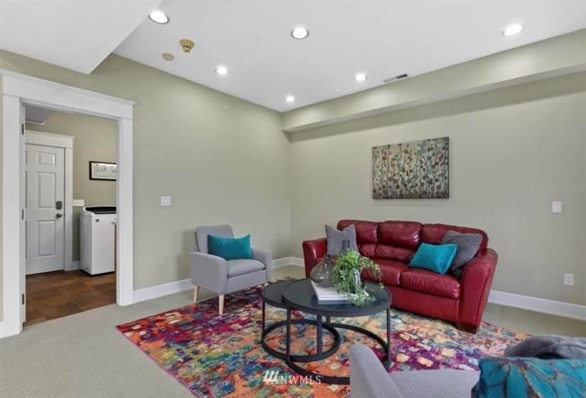 9553 Olalla Valley, Port Orchard, Washington 98367, 3 Bedrooms Bedrooms, ,3 BathroomsBathrooms,Residential,For Sale,Olalla Valley,NWM1874829