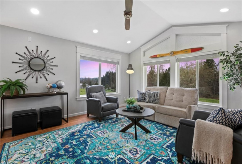 9553 Olalla Valley, Port Orchard, Washington 98367, 3 Bedrooms Bedrooms, ,3 BathroomsBathrooms,Residential,For Sale,Olalla Valley,NWM1874829