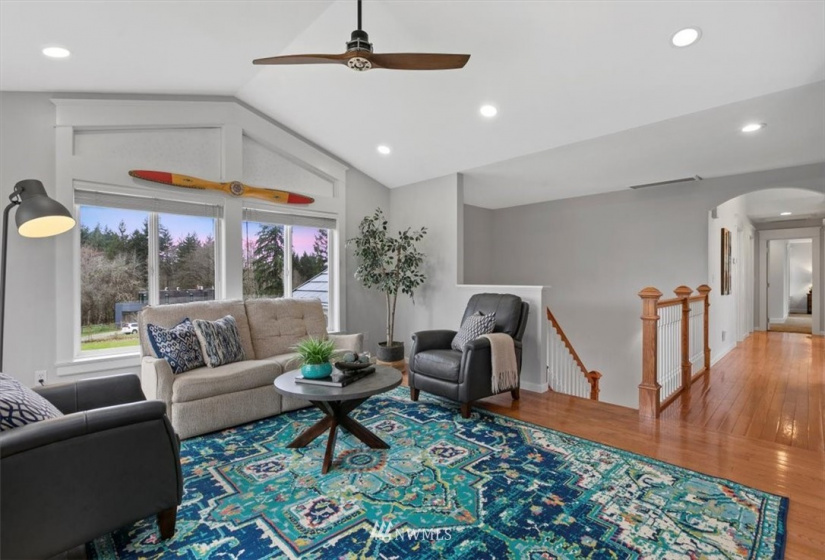 9553 Olalla Valley, Port Orchard, Washington 98367, 3 Bedrooms Bedrooms, ,3 BathroomsBathrooms,Residential,For Sale,Olalla Valley,NWM1874829