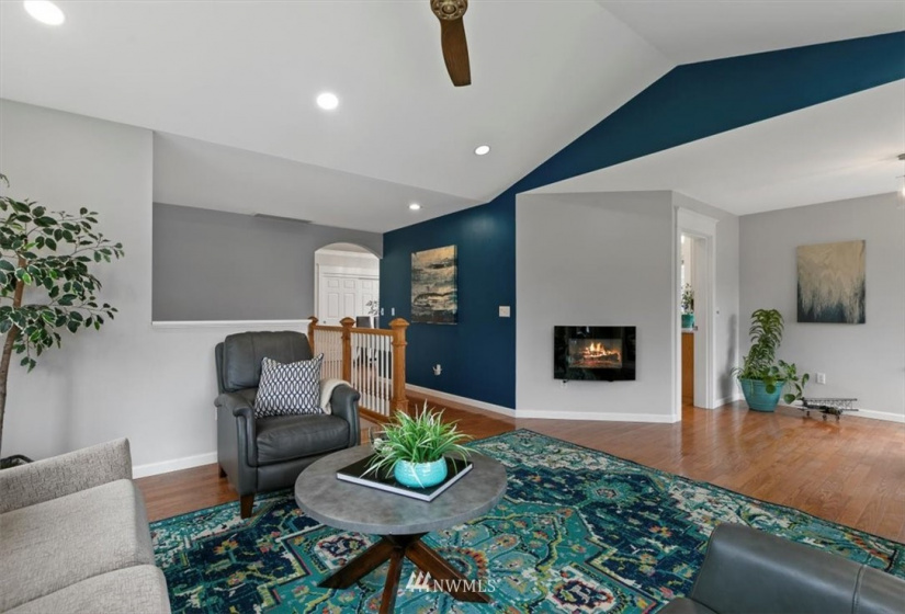 9553 Olalla Valley, Port Orchard, Washington 98367, 3 Bedrooms Bedrooms, ,3 BathroomsBathrooms,Residential,For Sale,Olalla Valley,NWM1874829