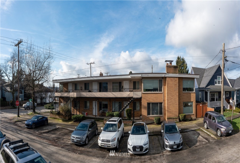 700 Market, Seattle, Washington 98107, ,Residential Income,For Sale,Market,NWM1881308