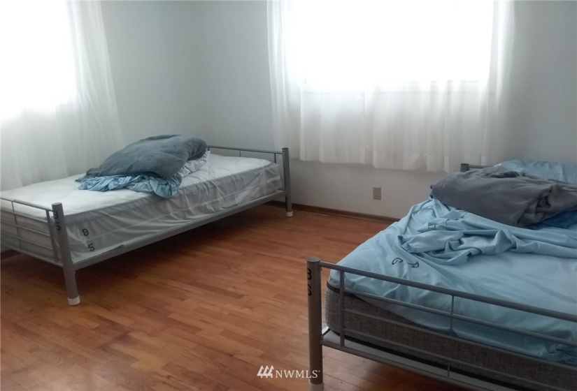 3040 4th, East Wenatchee, Washington 98802, 4 Bedrooms Bedrooms, ,Farm,For Sale,4th,NWM1882600