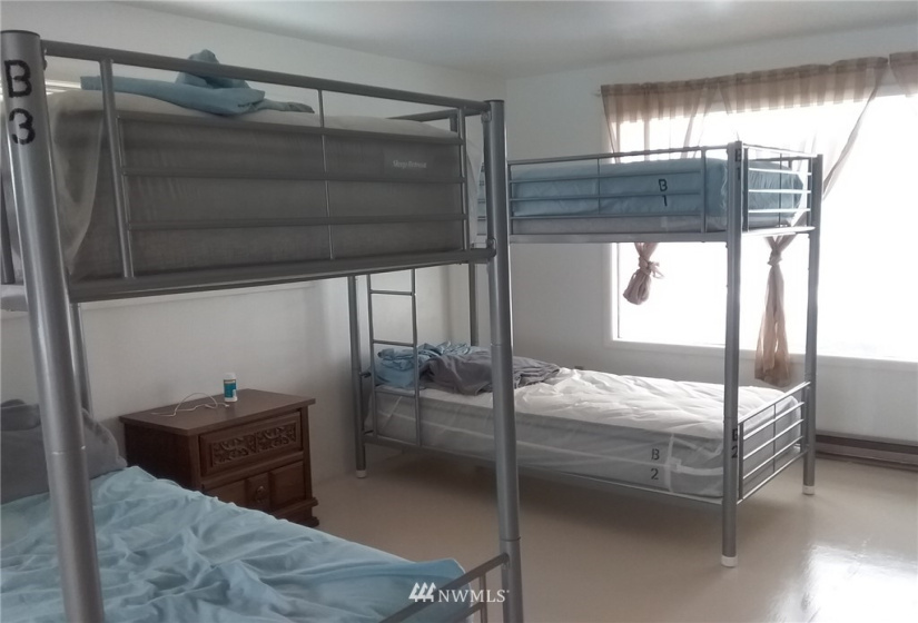 3040 4th, East Wenatchee, Washington 98802, 4 Bedrooms Bedrooms, ,Farm,For Sale,4th,NWM1882600