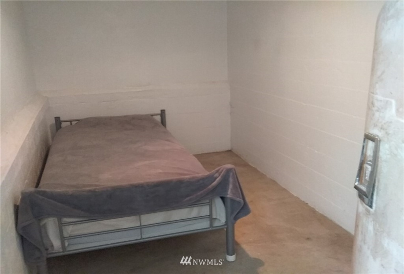 3040 4th, East Wenatchee, Washington 98802, 4 Bedrooms Bedrooms, ,Farm,For Sale,4th,NWM1882600