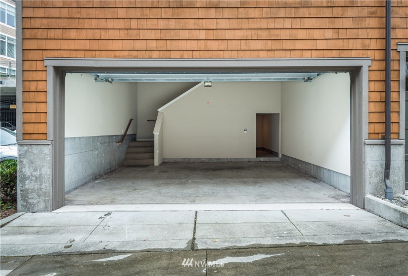 130 Harbor Square, Bainbridge Island, Washington 98110, 2 Bedrooms Bedrooms, ,1 BathroomBathrooms,Residential,For Sale,Harbor Square Condominium,Harbor Square,NWM1881886