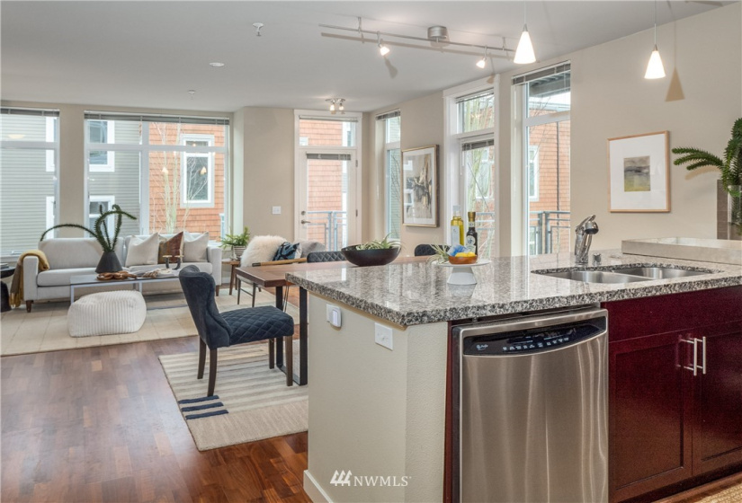 130 Harbor Square, Bainbridge Island, Washington 98110, 2 Bedrooms Bedrooms, ,1 BathroomBathrooms,Residential,For Sale,Harbor Square Condominium,Harbor Square,NWM1881886