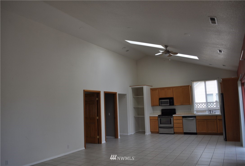 111 Elizabeth, Ilwaco, Washington 98624, 4 Bedrooms Bedrooms, ,2 BathroomsBathrooms,Residential,For Sale,Whealdonsburg,Elizabeth,NWM1882726